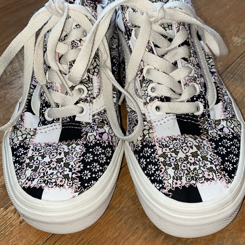 Euc Vans Patchwork Old Skool Shoes - image 2